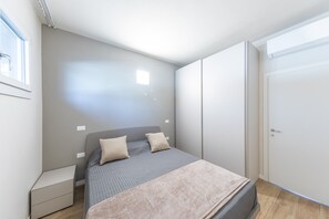 1 quarto, ferros/tábuas de passar roupa, Wi-Fi de cortesia