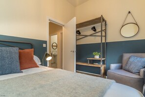 3 bedrooms, iron/ironing board, travel cot, WiFi