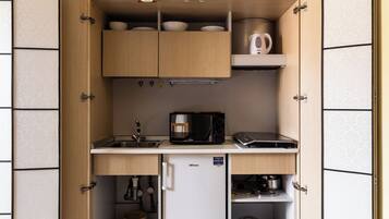 Căn hộ Tiêu chuẩn, 1 giường cỡ queen và sofa giường | Bếp riêng | Tủ lạnh, bếp nấu, ấm điện, dụng cụ nấu nướng/bát dĩa/dao nĩa