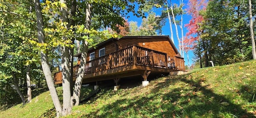 Cozy cabin in Brasher Falls, NY