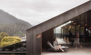 Couples treatment room(s), sauna, hot tub, steam room, body treatments - Chalet Purmontes (San Lorenzo di Sebato)