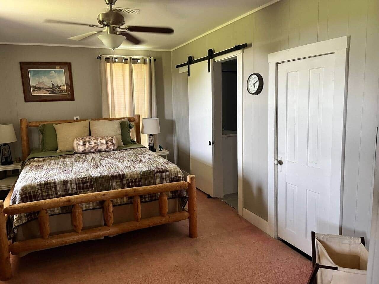 2 bedrooms, desk, iron/ironing board, free WiFi