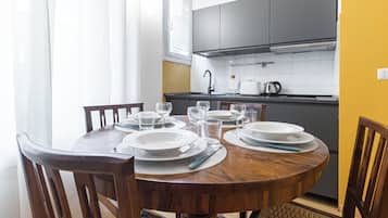 Apartment (1 Bedroom) | Interior