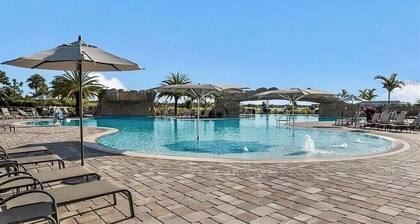 Lakewood National Golf Club Penthouse Condo with Luxury Amenities - Pet Welcome