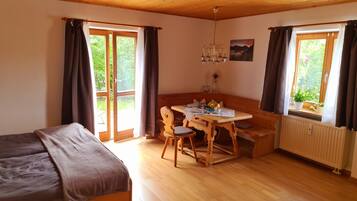 1 camera, Wi-Fi gratuito, lenzuola