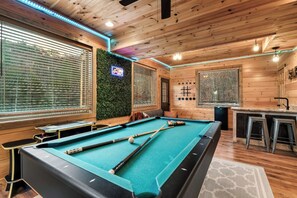Spielezimmer
