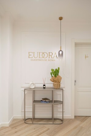 Reception - EUDORA GUESTHOUSE (Rome)