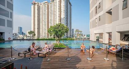 Nice Studio Free Pool & Gym @ Rivergate D4