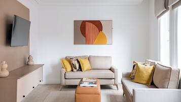 Executive One Bedroom Duplex Suite | Living area