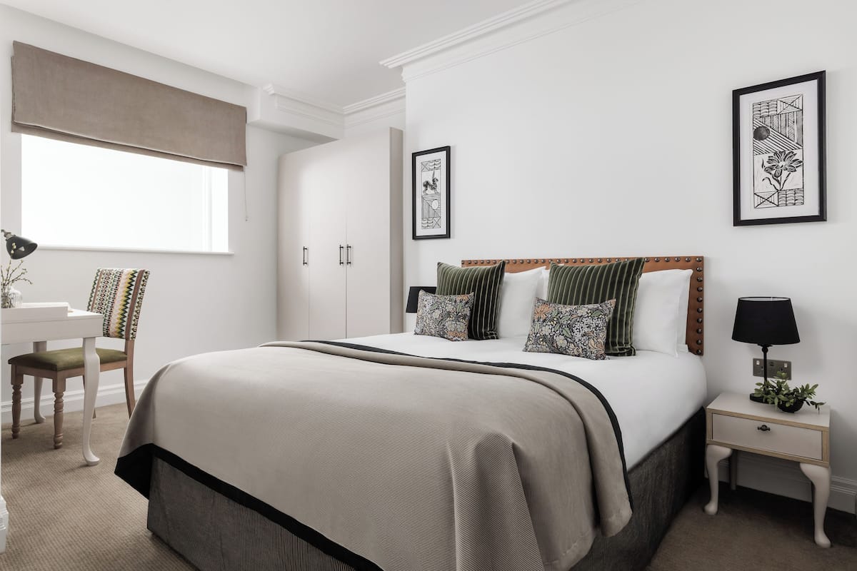 In-room safe, desk, laptop workspace, blackout curtains