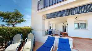 Unclassified image, 2 of 20, button