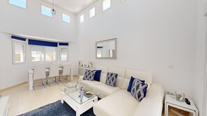 TV - Villa Chopa - A Murcia Holiday Rentals Property (Roldan)