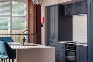 Luxury-Apartment, Mehrere Betten, Nichtraucher, Küche | Eigene Küche