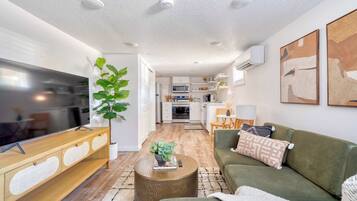 TV, fireplace, offices