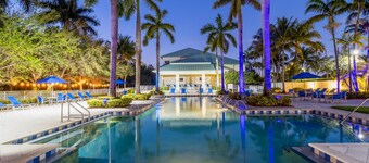 Three Bedroom Villa – Sleeps 8 in Downtown Doral