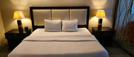 1 chambre, fer et planche à repasser, Wi-Fi, draps fournis