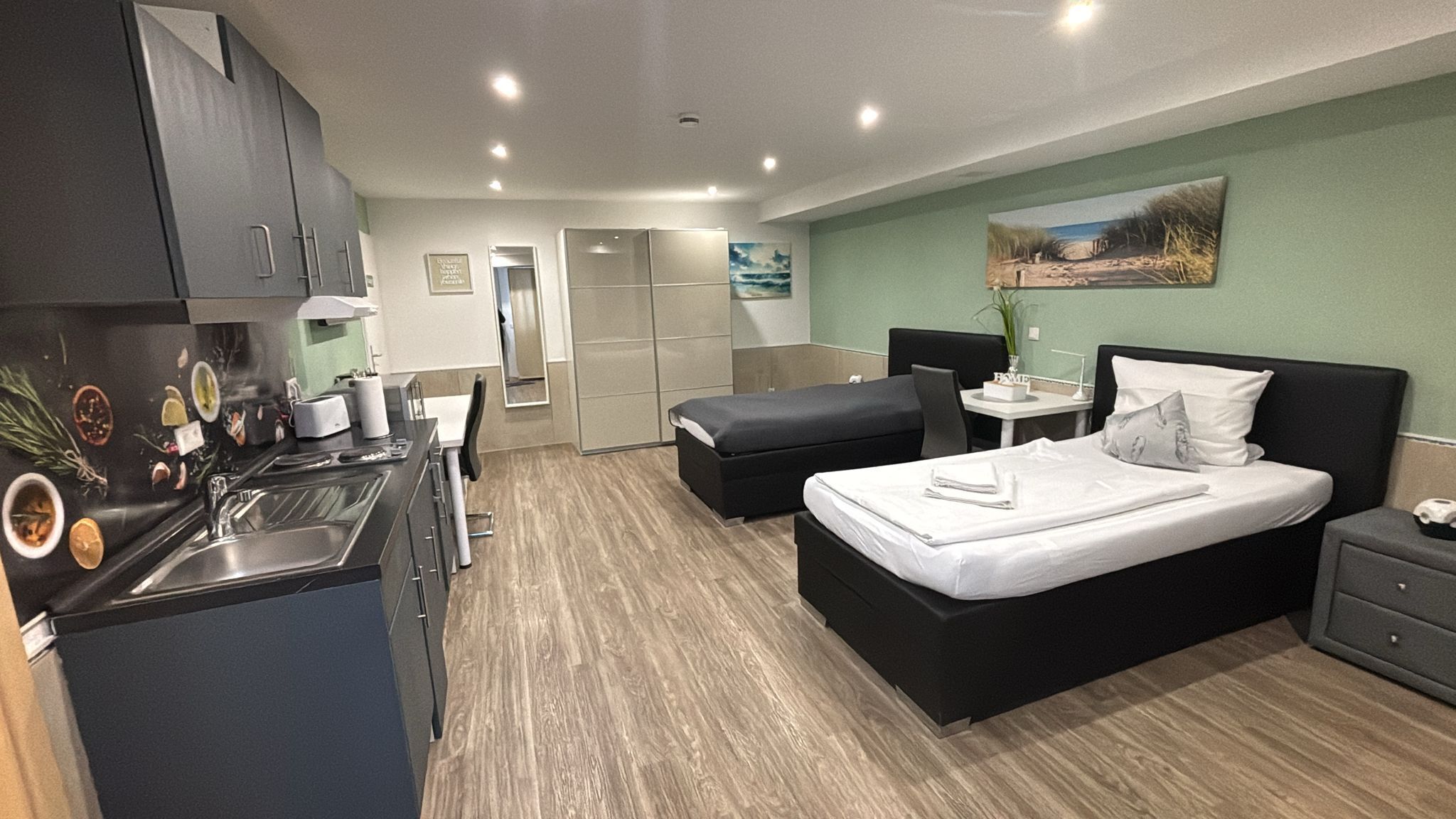 Premium bedding, Select Comfort beds, minibar, laptop workspace