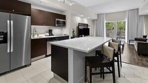 Unclassified image, 4 of 69, button - 3 Bedroom/4 Bath Townhouse, Pool, Parking, & More! (Miami)
