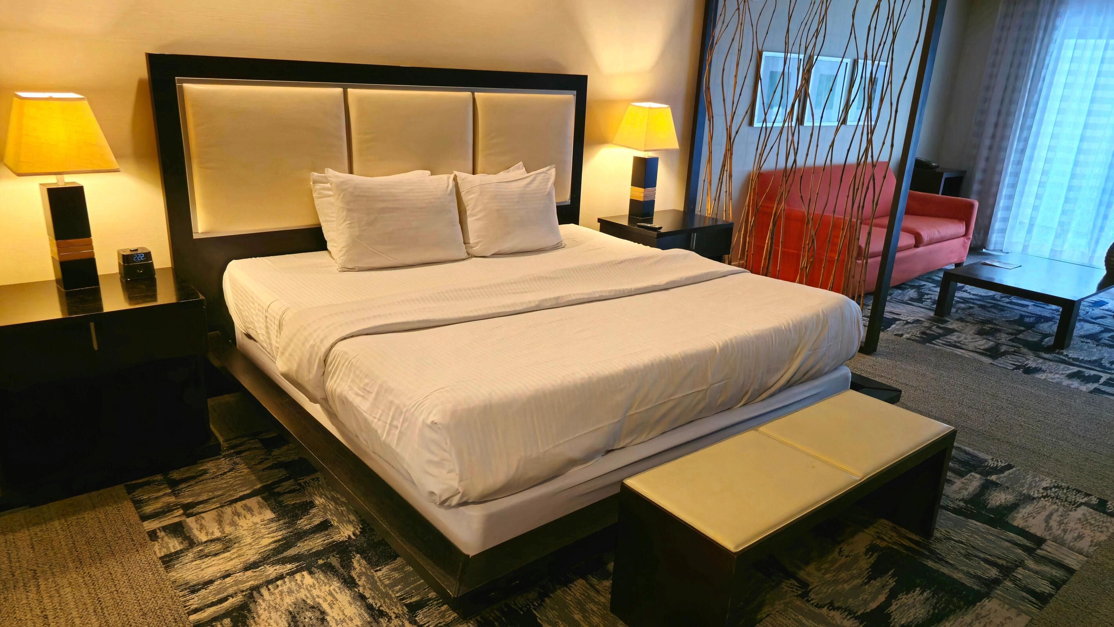 Conveniently close to Dolphin Mall, King Studio