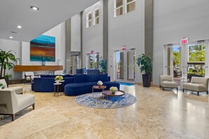 Lobby - King Bed Studio- Pool, Dining, Parking, Spa (Miami)