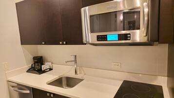 Fridge, microwave, dishwasher, coffee/tea maker