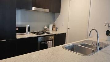 KylskÄp, ugn, spishÀll och diskmaskin