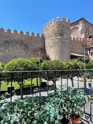Apartamento Precioso, con Vistas Espectaculares a las Murallas de Ávila