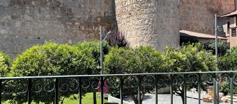 Apartamento Precioso, con Vistas Espectaculares a las Murallas de Ávila