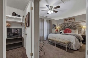 3 bedrooms, iron/ironing board, free WiFi, bed sheets