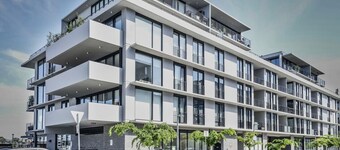New to VRBO: Kingston Foreshore Island - Waterfront luxury
