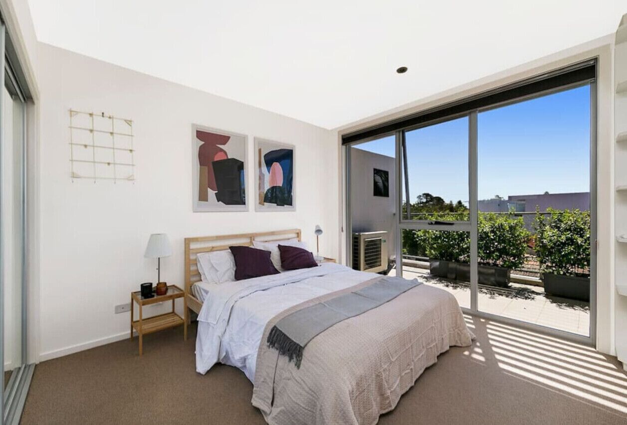 3 bedrooms, desk, iron/ironing board, WiFi