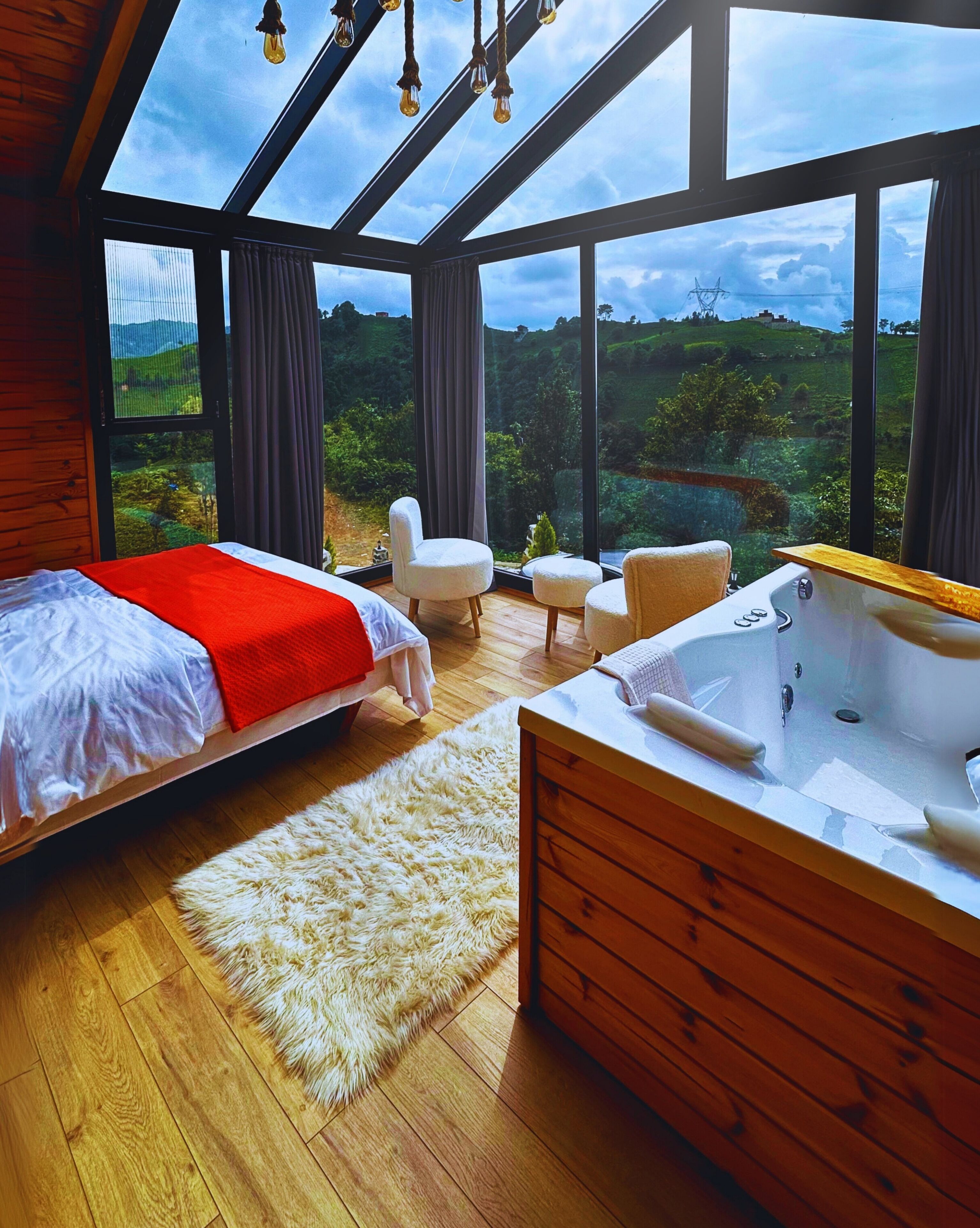 Familienbungalow | 3 Schlafzimmer, Pillowtop-Betten, kostenloses WLAN, Bettwäsche