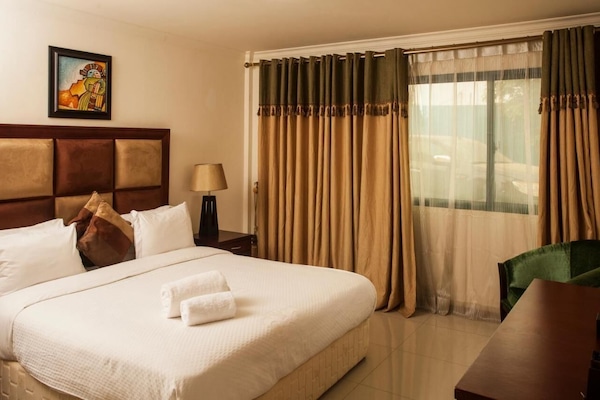 Standard Studio Suite | Free WiFi