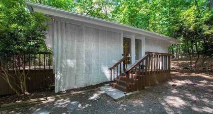 Grandma’s House - Minutes from UNC