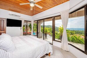 4 室のベッドルーム、アイロン / アイロン台、WiFi (無料)、ベッドシーツ