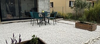 Appartement Neuf Avec Jardin Dans Village Calme et Charmant !