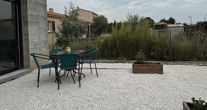 Appartement Neuf Avec Jardin Dans Village Calme et Charmant !