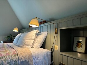 Superior Double Room | Iron/ironing board, free WiFi - Hootananny (Inverness)