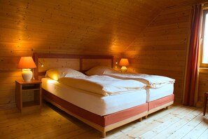 2 chambres, lit de bébé portatif, accès au Wi-Fi (inclus)