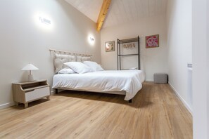 2 chambres, fer et planche Ă repasser, lit parapluie, Wi-Fi gratuit