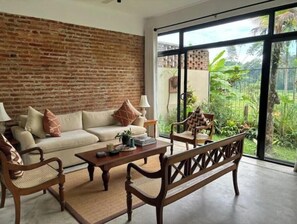 Living area - Rai Villa Colombo - Suite (Hokandara)