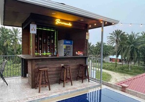 Bar (in der Unterkunft)