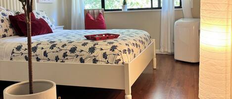 2 bedrooms, iron/ironing board, travel cot, WiFi