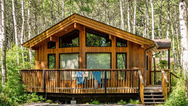 Unclassified image, 1 of 29, button - Crowsnest River Chalet - Wolf’s Den (Crowsnest Pass)
