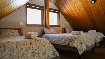 3 bedrooms, WiFi, bed sheets
