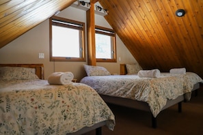 3 bedrooms, WiFi, bed sheets
