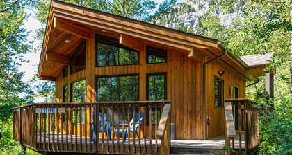 Crowsnest River Chalet - Trout