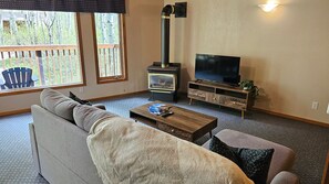 Télévision, cheminée