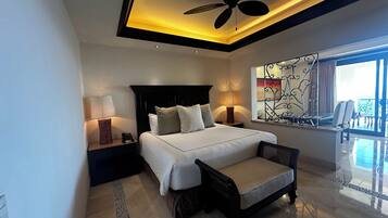 1 غرفة نوم وخزنة داخل الغرفة ومكواة/لوح كي وواي فاي