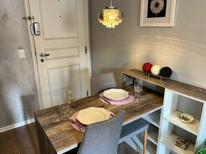 Apartment | Esszimmer